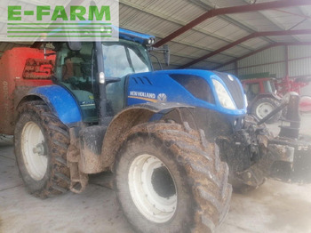 Trator NEW HOLLAND T7000