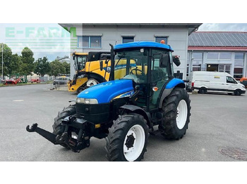 Trator NEW HOLLAND TD5
