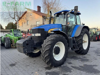 Trator NEW HOLLAND TM