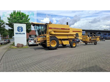 Ceifeira debulhadora NEW HOLLAND TX34