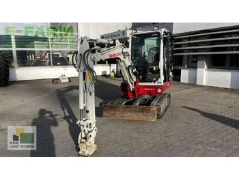 Mini escavadeira TAKEUCHI