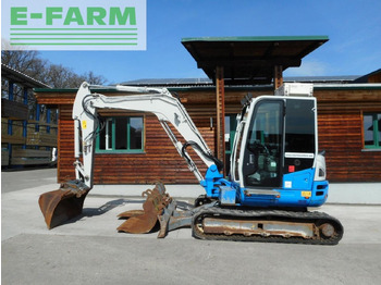Mini escavadeira TAKEUCHI