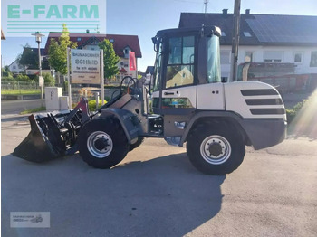 Mini escavadeira TEREX