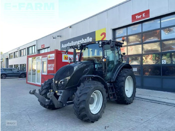 Trator VALTRA A114