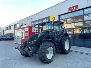 Trator VALTRA A114