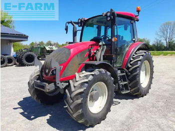 Trator VALTRA A114