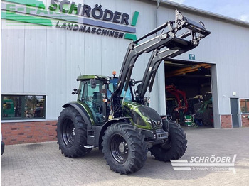 Trator VALTRA