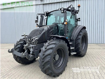 Trator VALTRA