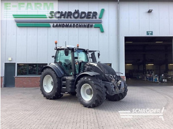 Trator VALTRA T214