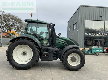 Trator VALTRA T214