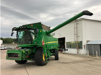 Ceifeira debulhadora JOHN DEERE T560