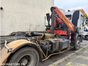 Locação de RENAULT KERAX - 2005 - 132420kms RENAULT KERAX - 2005 - 132420kms: foto 4 Locação de RENAULT KERAX - 2005 - 132420kms RENAULT KERAX - 2005 - 132420kms: foto 4