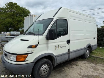 Furgão IVECO Daily