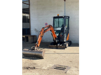 Escavadeira HITACHI ZX17U