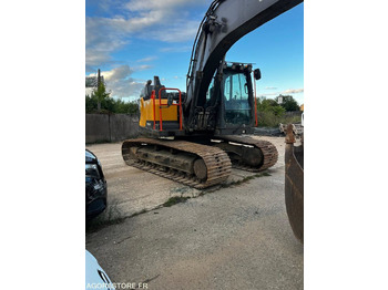 Escavadeira VOLVO EC160