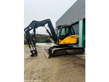 Escavadeira MECALAC