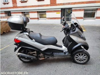 Motocicleta Piaggio MP3 40LT: foto 1