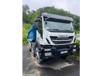 Caminhão IVECO X-WAY