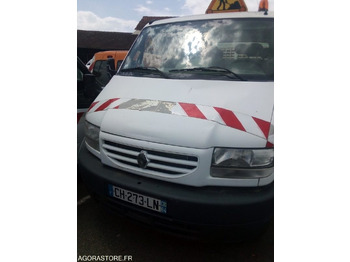 Caminhão RENAULT Mascott