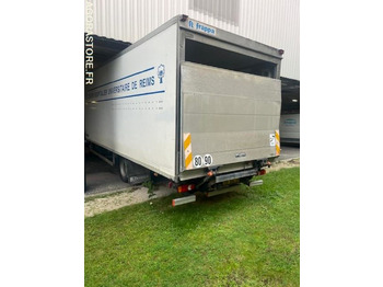 Caminhão RENAULT Midlum