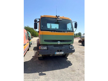 Caminhão RENAULT