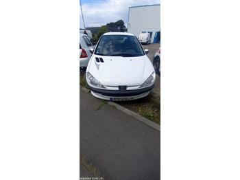 Automóvel PEUGEOT
