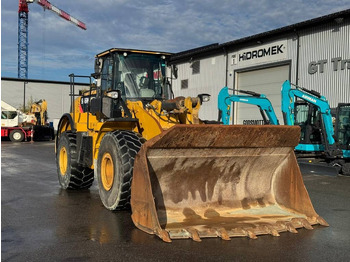 Carregadeira de rodas CATERPILLAR 966M