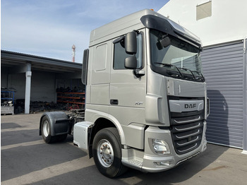 Tractor DAF XF 530