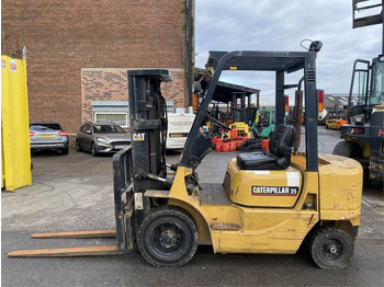 Empilhadeira a diesel CATERPILLAR DP
