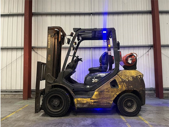 Empilhadeira a gás KOMATSU