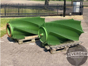 Máquina para produção de feno KRONE