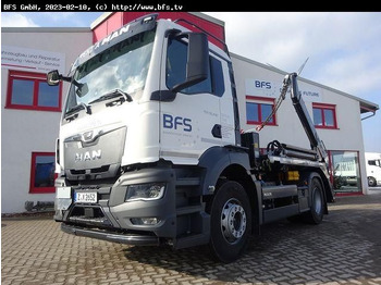 Caminhão basculante MAN TGS