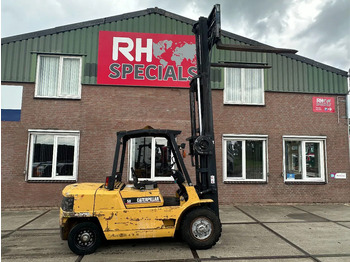 Empilhadeira a diesel CATERPILLAR DP