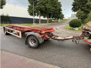 Reboque transportador de contêineres/ Caixa móvel MOL