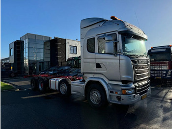 Caminhão chassi SCANIA R 730