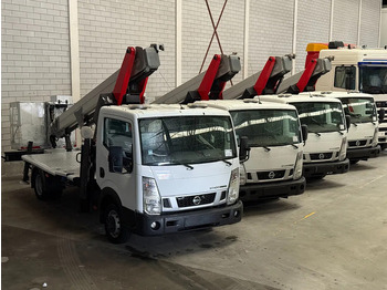 Veículo comercial NISSAN