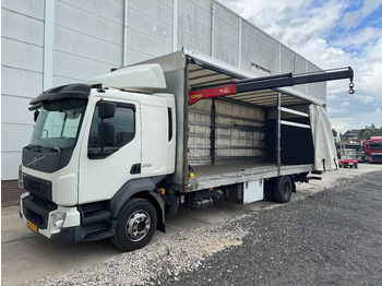Caminhão com lona VOLVO FL 250