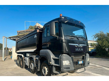 Caminhão basculante MAN TGS 41.480