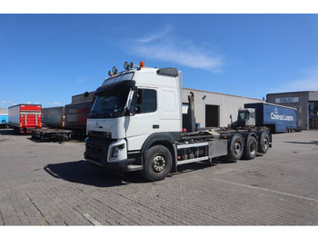 Caminhão com sistema de cabo VOLVO FMX 420