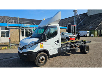 Caminhão chassi IVECO Daily