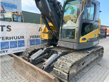 Escavadora de rastos VOLVO ECR145D: foto 2