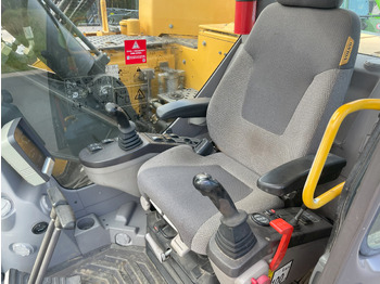 Escavadora de rastos VOLVO ECR145D: foto 5