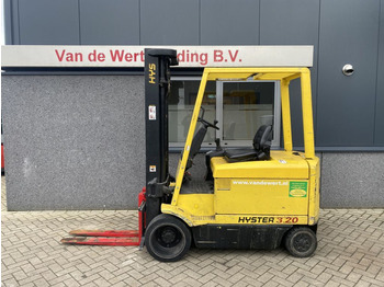 Empilhadeira elétrica HYSTER