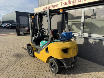 Empilhadeira a gás Komatsu FG25HT-16R Triplo 470 Freelift / Sideshift / Vorkversteller LPG 2008: foto 4 Empilhadeira a gás Komatsu FG25HT-16R Triplo 470 Freelift / Sideshift / Vorkversteller LPG 2008: foto 4