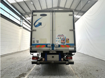 Caminhão frigorífico MAN TGM 18.340: foto 4