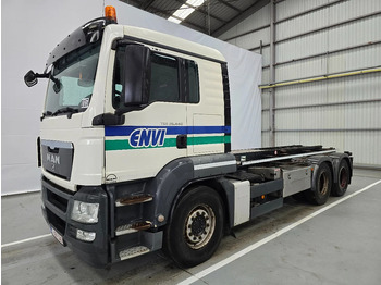 Caminhão chassi MAN TGS 26.440