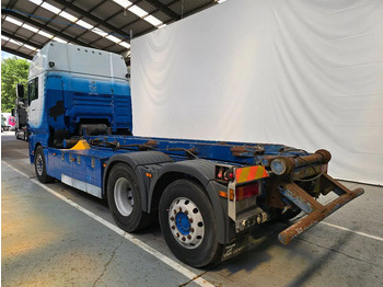 Caminhão chassi TGA 26.510 RETARDER / PTO / AIRCO: foto 3