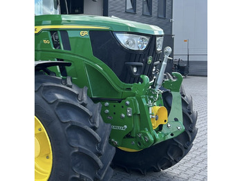 Trator JOHN DEERE