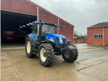Trator 2009 NEW HOLLAND T6050 FOUR WHEEL DRIVE FARM TRACTOR: foto 4