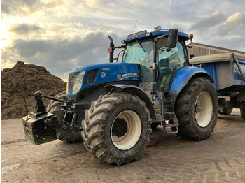 Trator NEW HOLLAND T7.235